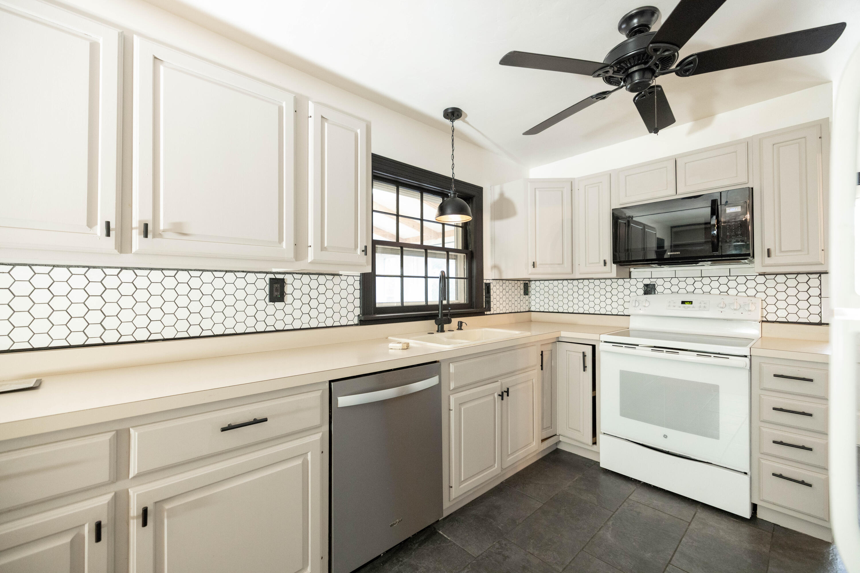 259 Broadmoor Boulevard, Springfield, Ohio 45504