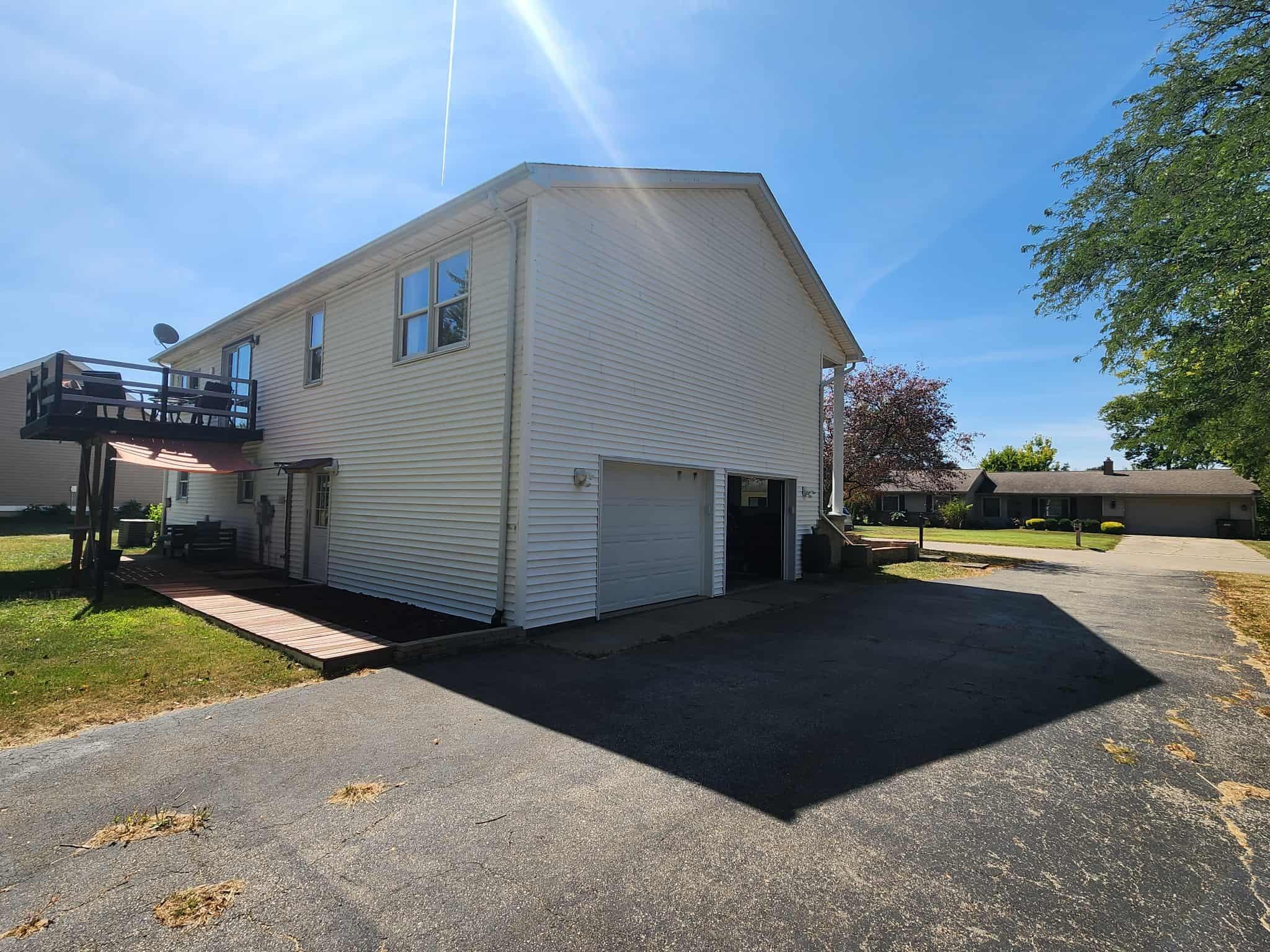 660 Wisteria Drive, Troy, Ohio 45373