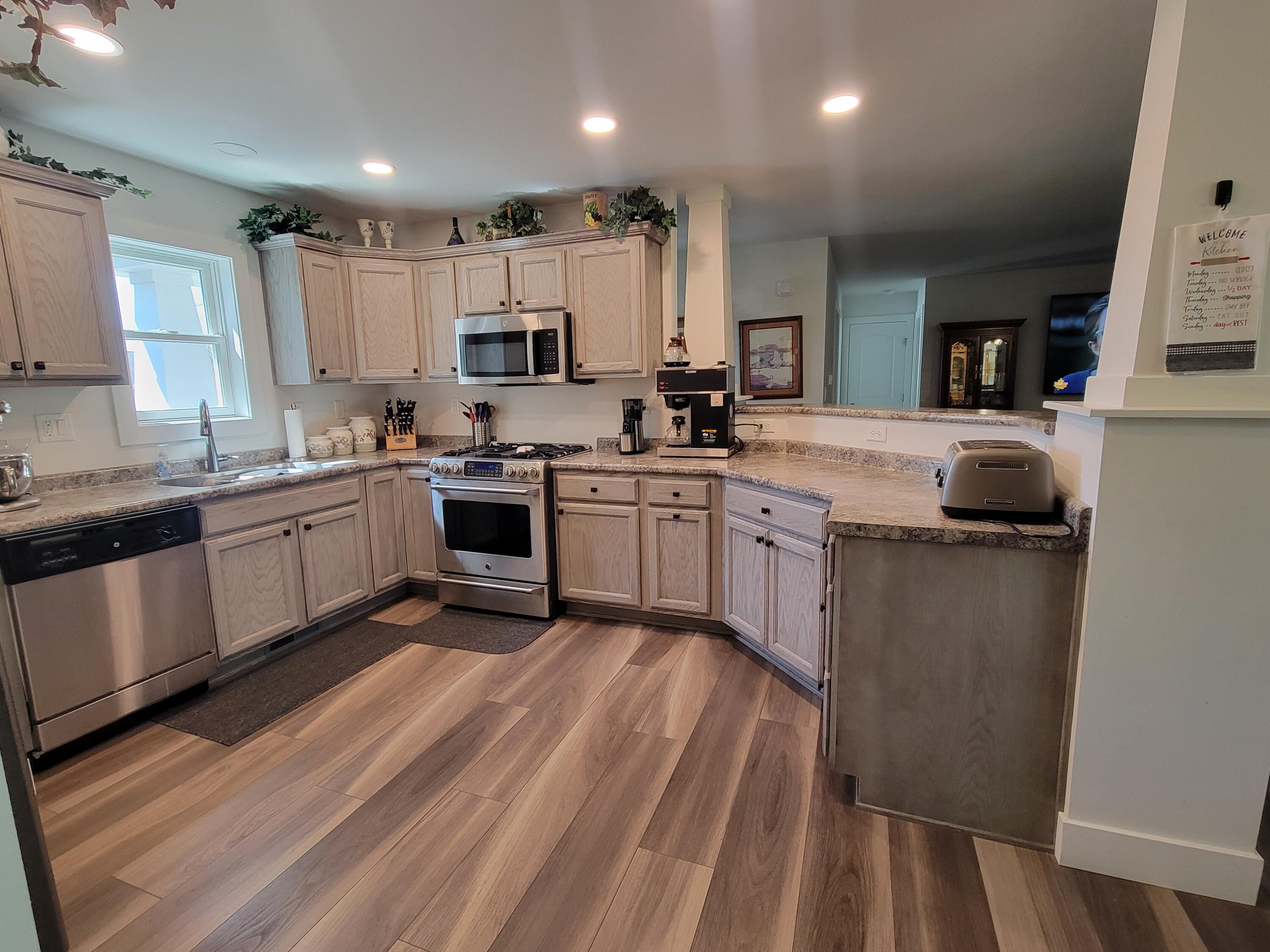112 Dublin Lane, Saint Paris, Ohio 43072