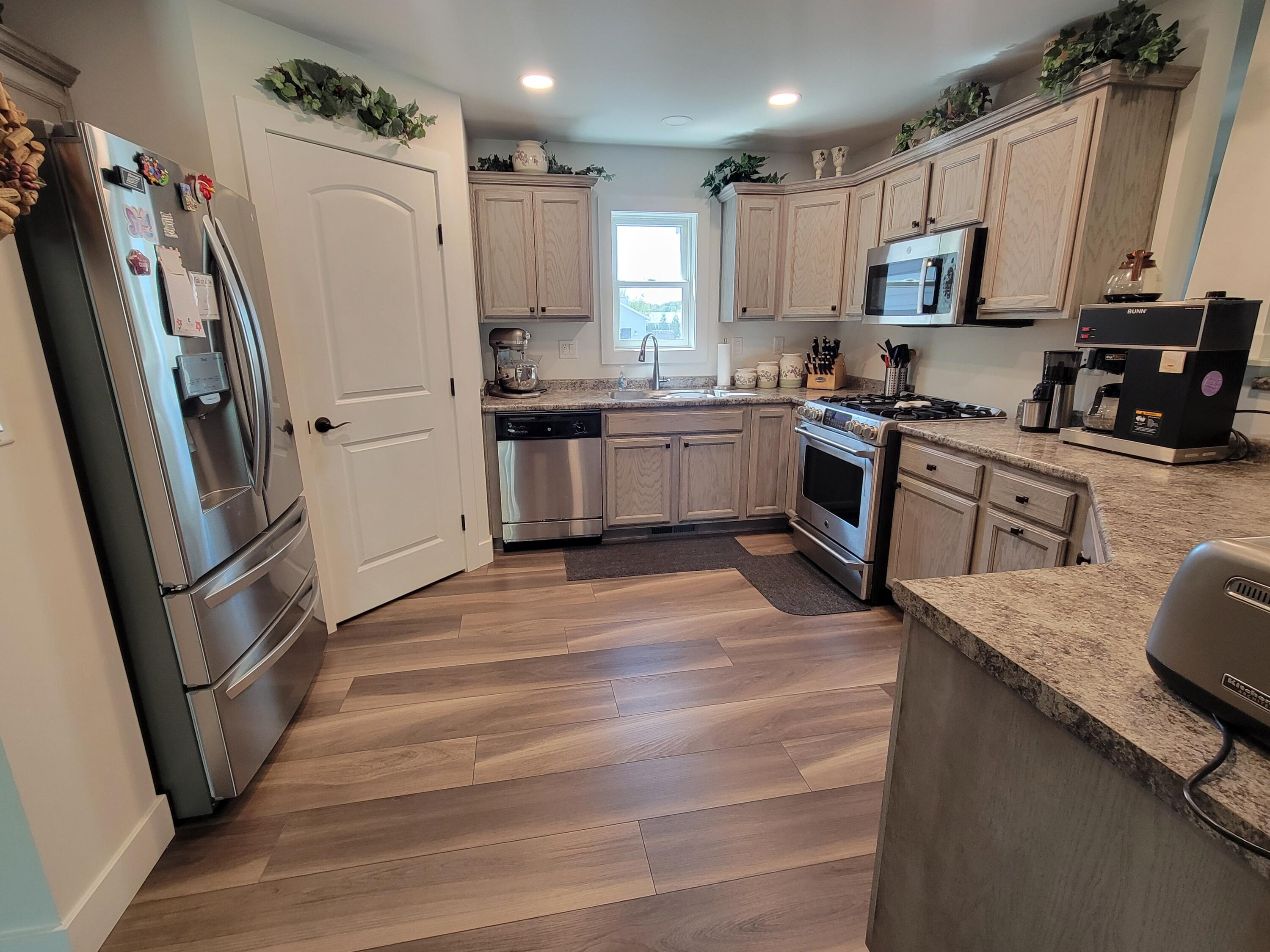 112 Dublin Lane, Saint Paris, Ohio 43072