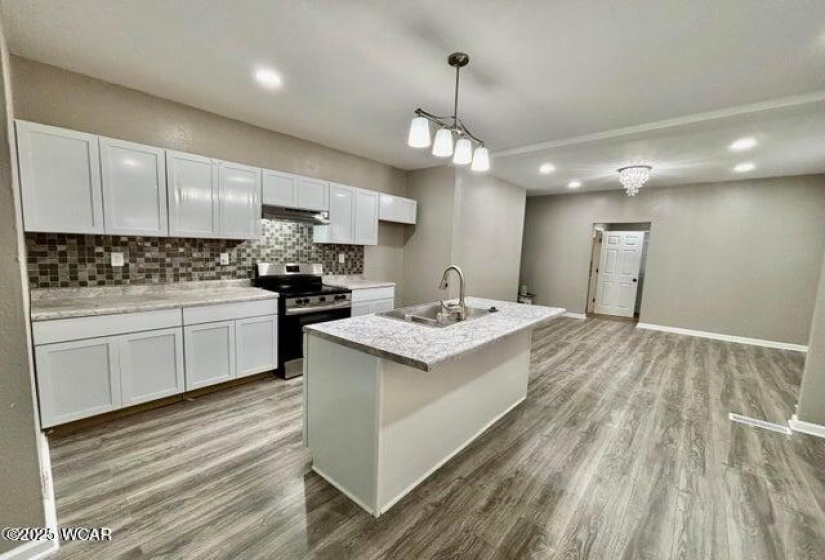 523 Wayne Street, Lima, Ohio, 4 Bedrooms Bedrooms, ,2 BathroomsBathrooms,Residential Lease,For Rent,Wayne,308209