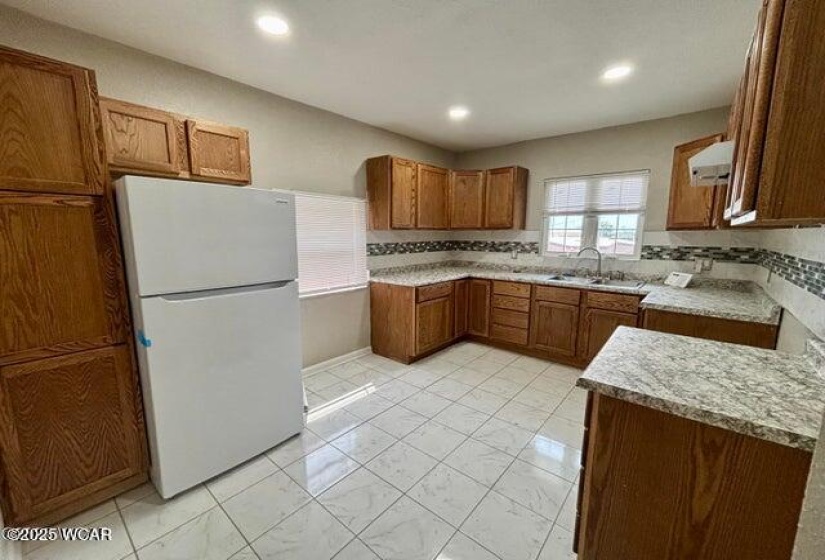 521 1/2 Wayne Street, Lima, Ohio, 2 Bedrooms Bedrooms, ,1 BathroomBathrooms,Residential Lease,For Rent,Wayne,308210