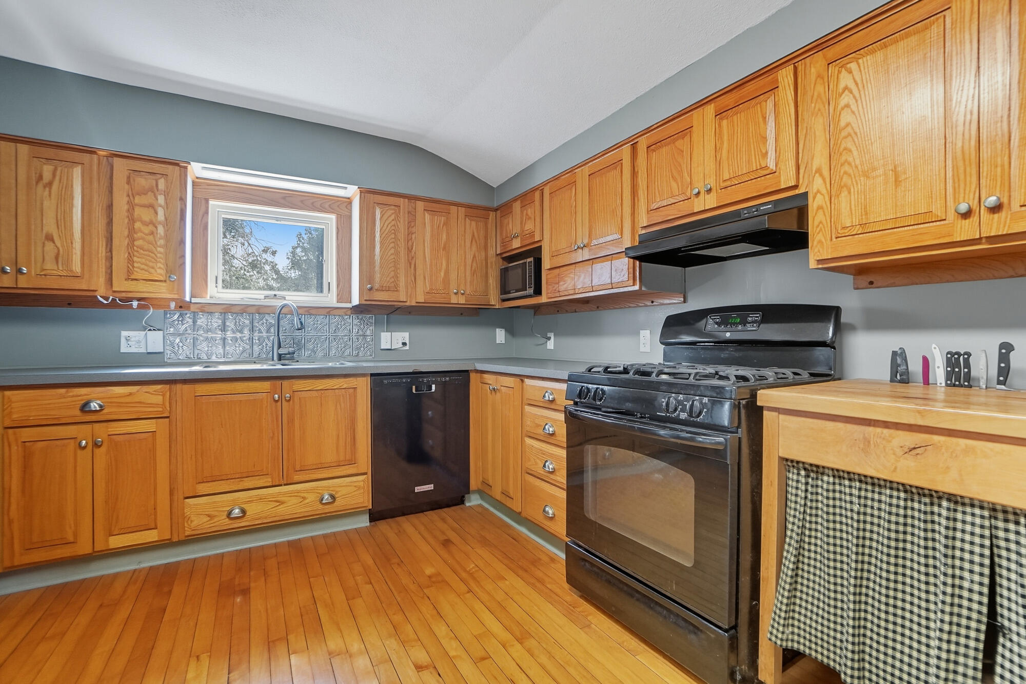 13437 Old Troy, Saint Paris, Ohio 43072