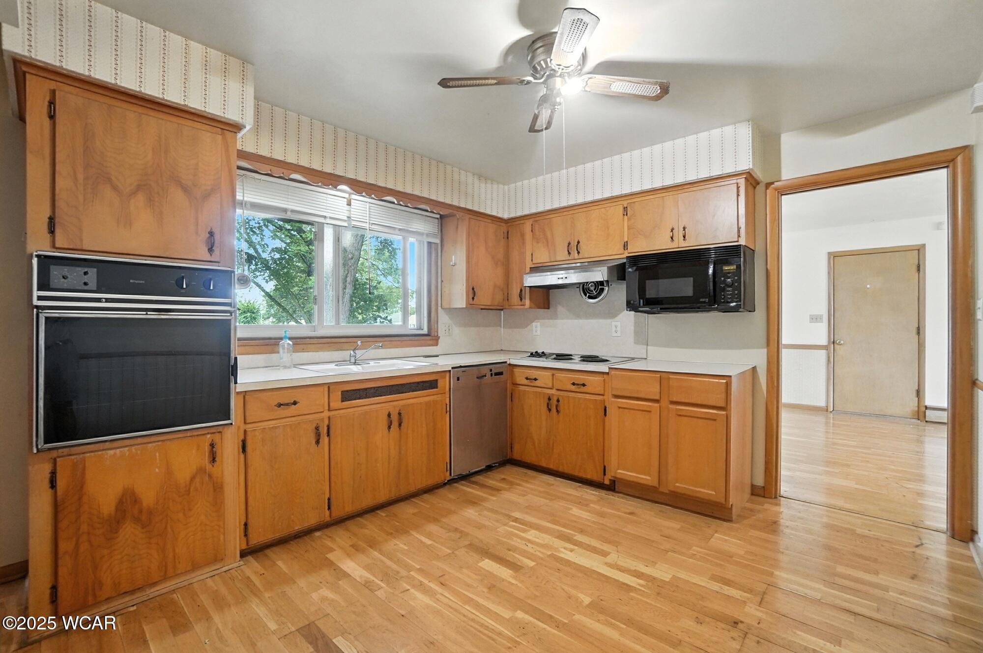 524 Collins Avenue, Lima, Ohio