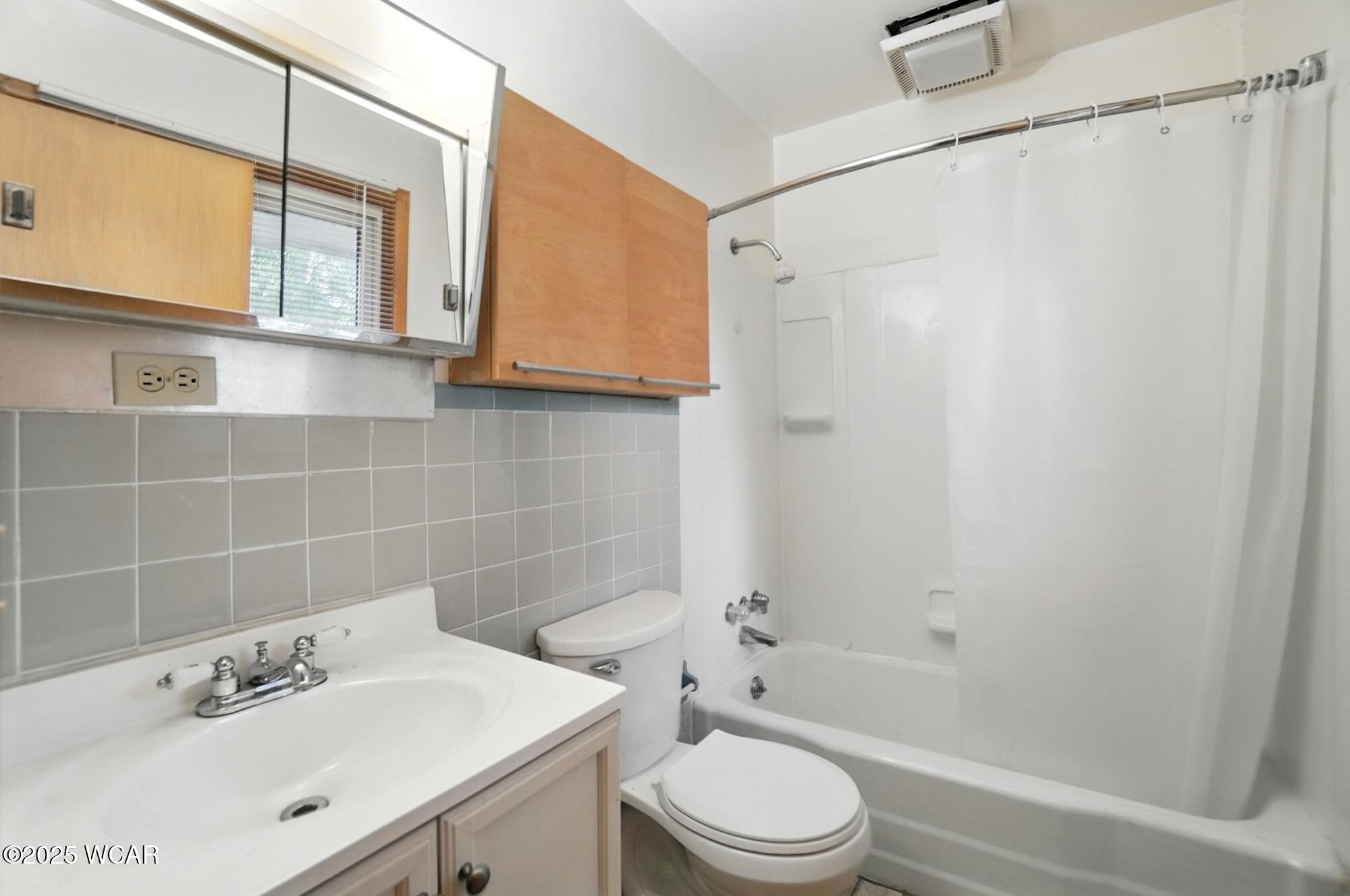 524 Collins Avenue, Lima, Ohio