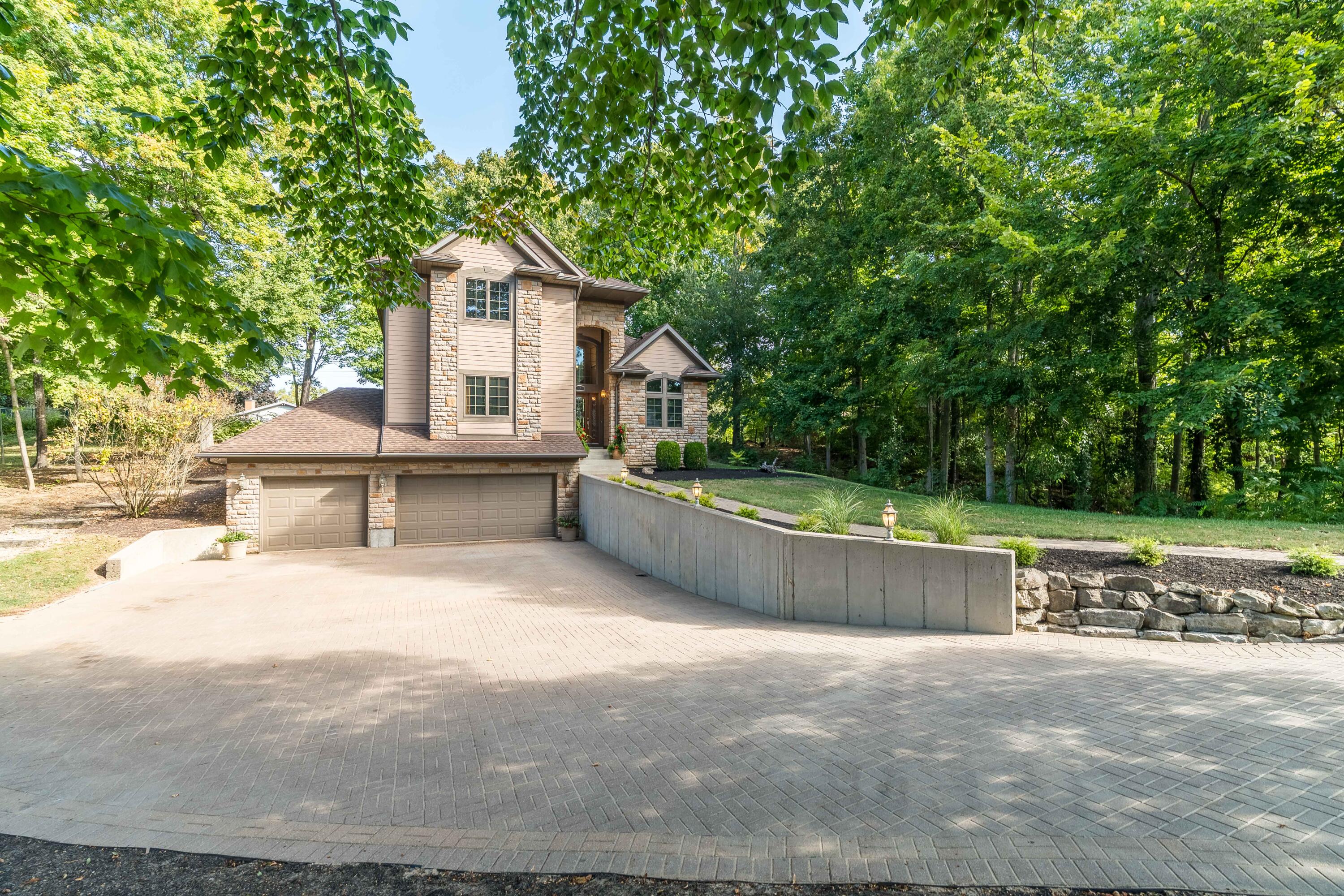3 Lake Ridge Drive, Piqua, Ohio 45356