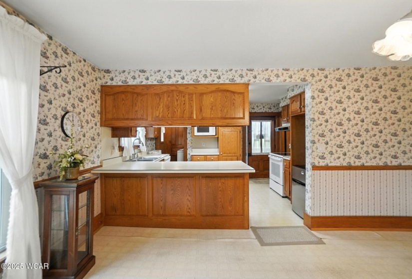 10755 Bixel Road, Bluffton, Ohio, 5 Bedrooms Bedrooms, ,1 BathroomBathrooms,Residential,For Sale,Bixel,307991