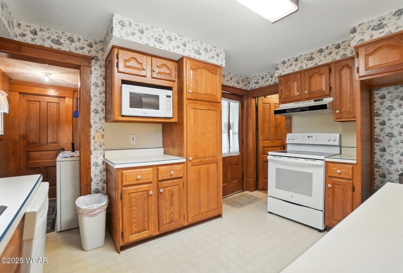 10755 Bixel Road, Bluffton, Ohio, 5 Bedrooms Bedrooms, ,1 BathroomBathrooms,Residential,For Sale,Bixel,307991