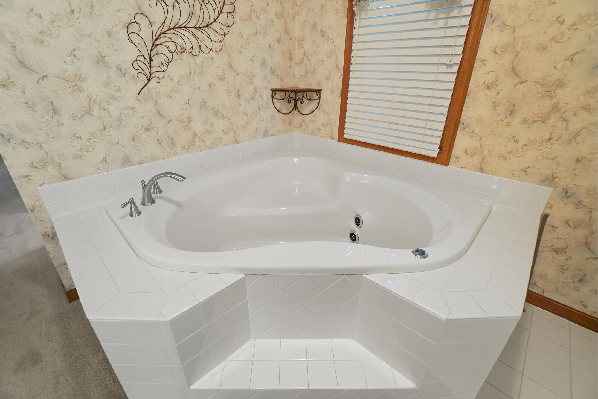 1251 Driftwood Trail, Sidney, Ohio 45365