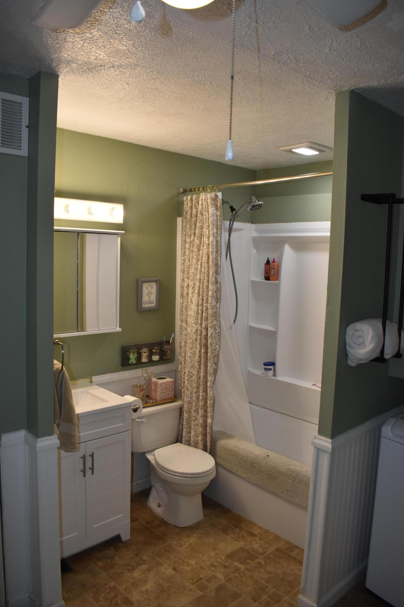 1454 Kylemore Drive Drive, Xenia, Ohio 45385