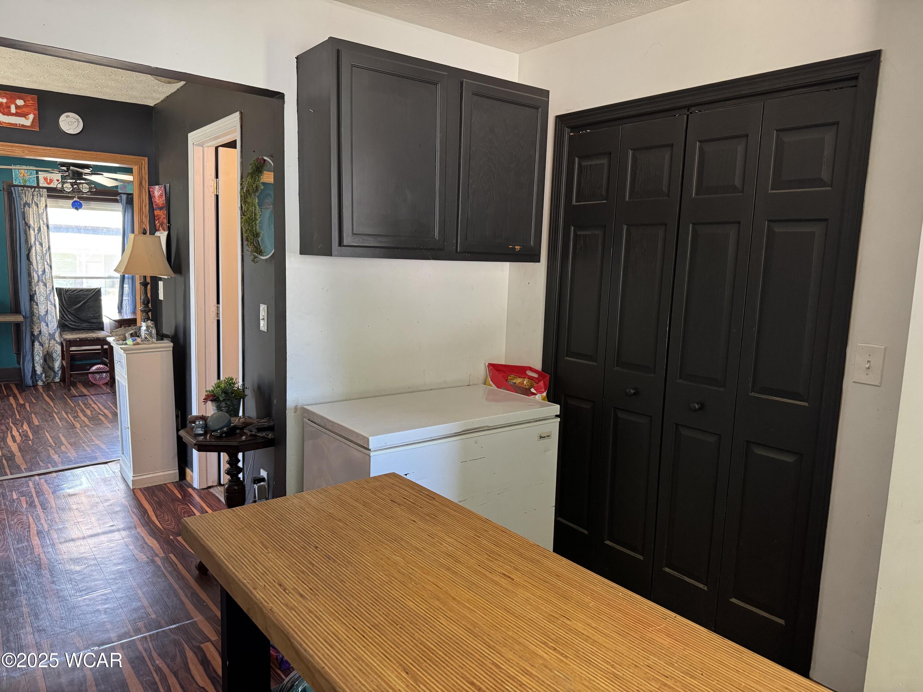 10423 Columbus Street, Middleburg, Ohio