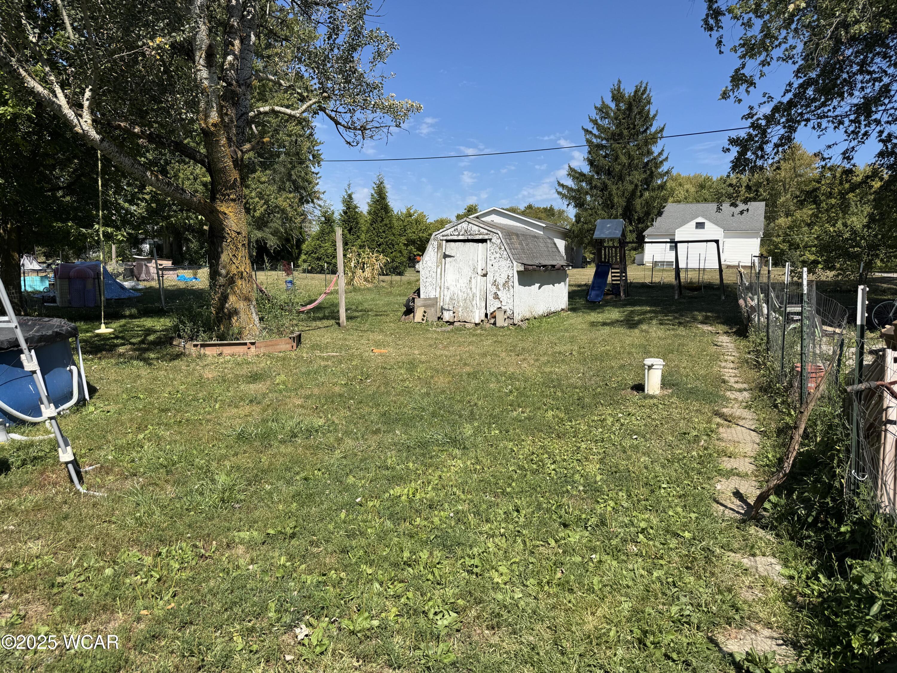 10423 Columbus Street, Middleburg, Ohio