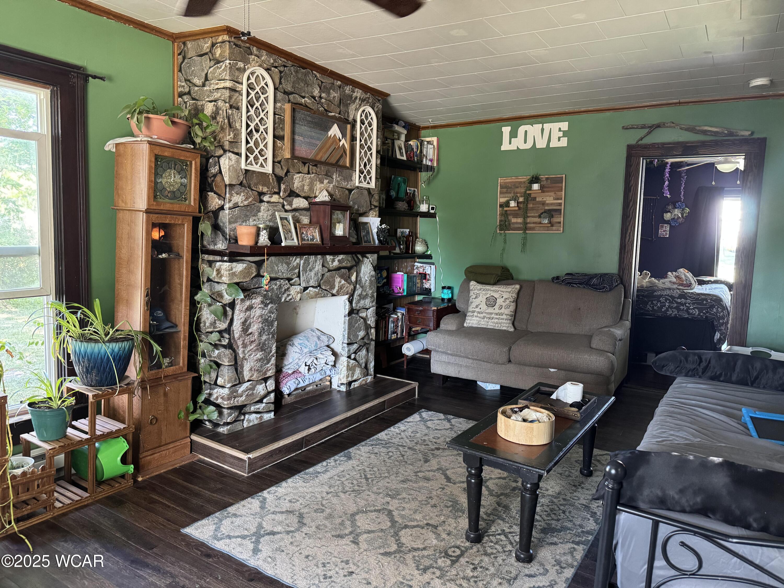 10423 Columbus Street, Middleburg, Ohio