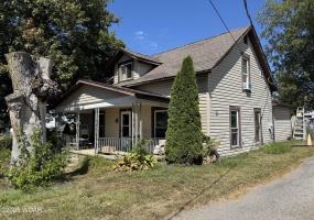 10423 Columbus Street, Middleburg, Ohio, 3 Bedrooms Bedrooms, ,1 BathroomBathrooms,Residential,For Sale,Columbus,308223