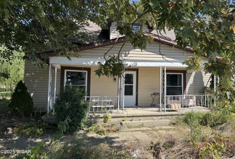 10423 Columbus Street, Middleburg, Ohio, 3 Bedrooms Bedrooms, ,1 BathroomBathrooms,Residential,For Sale,Columbus,308223