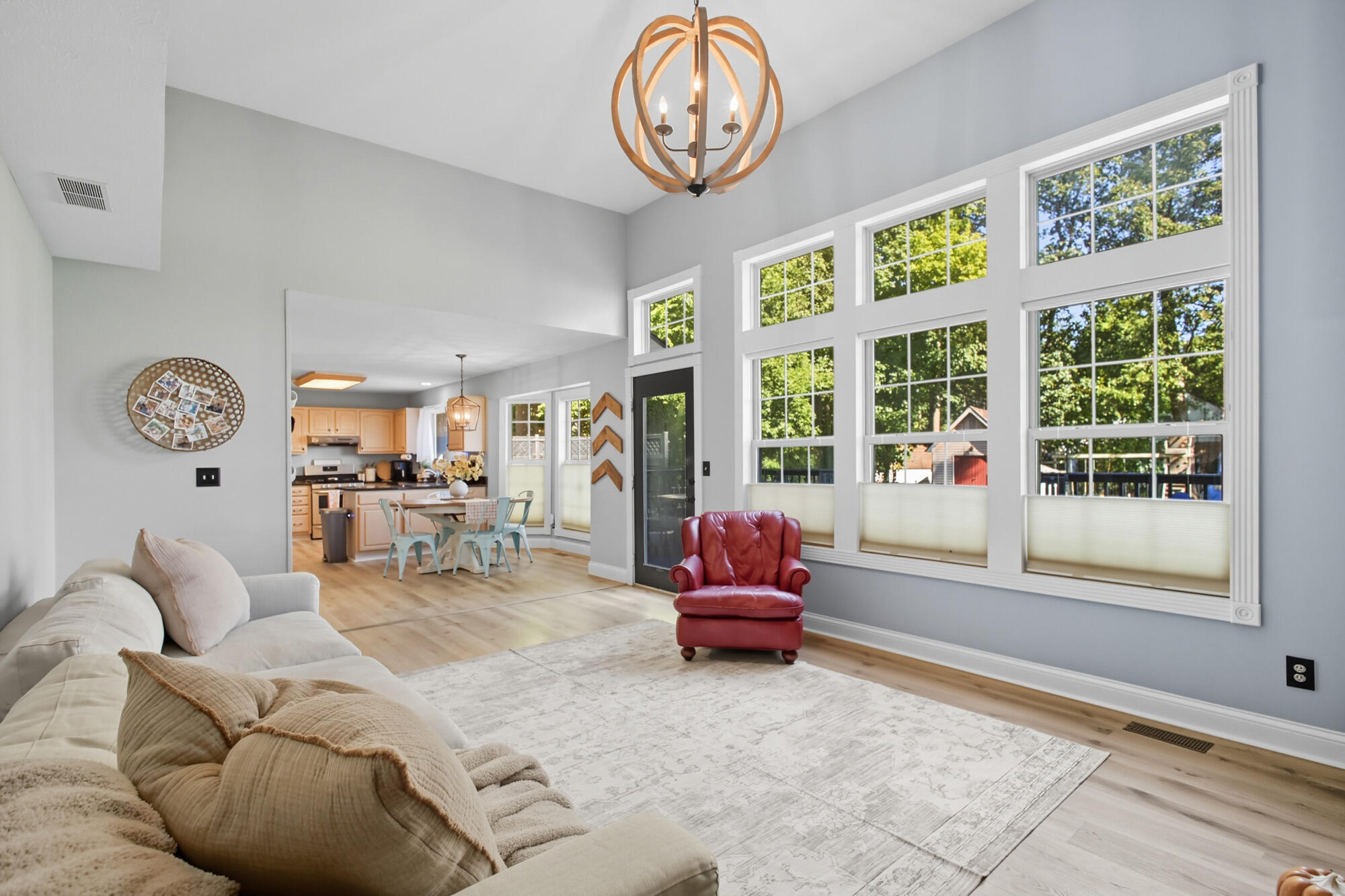 970 Forest Edge Avenue, Springfield, Ohio 45503