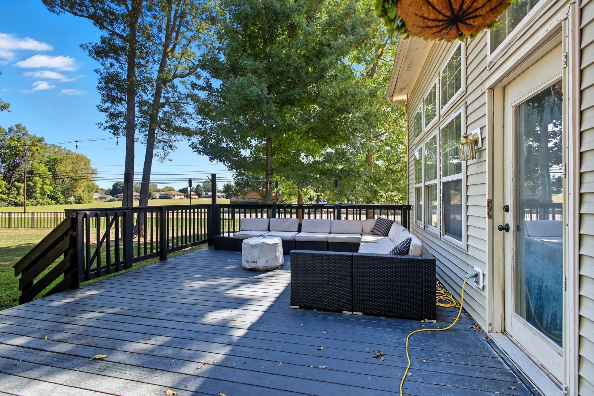 970 Forest Edge Avenue, Springfield, Ohio 45503
