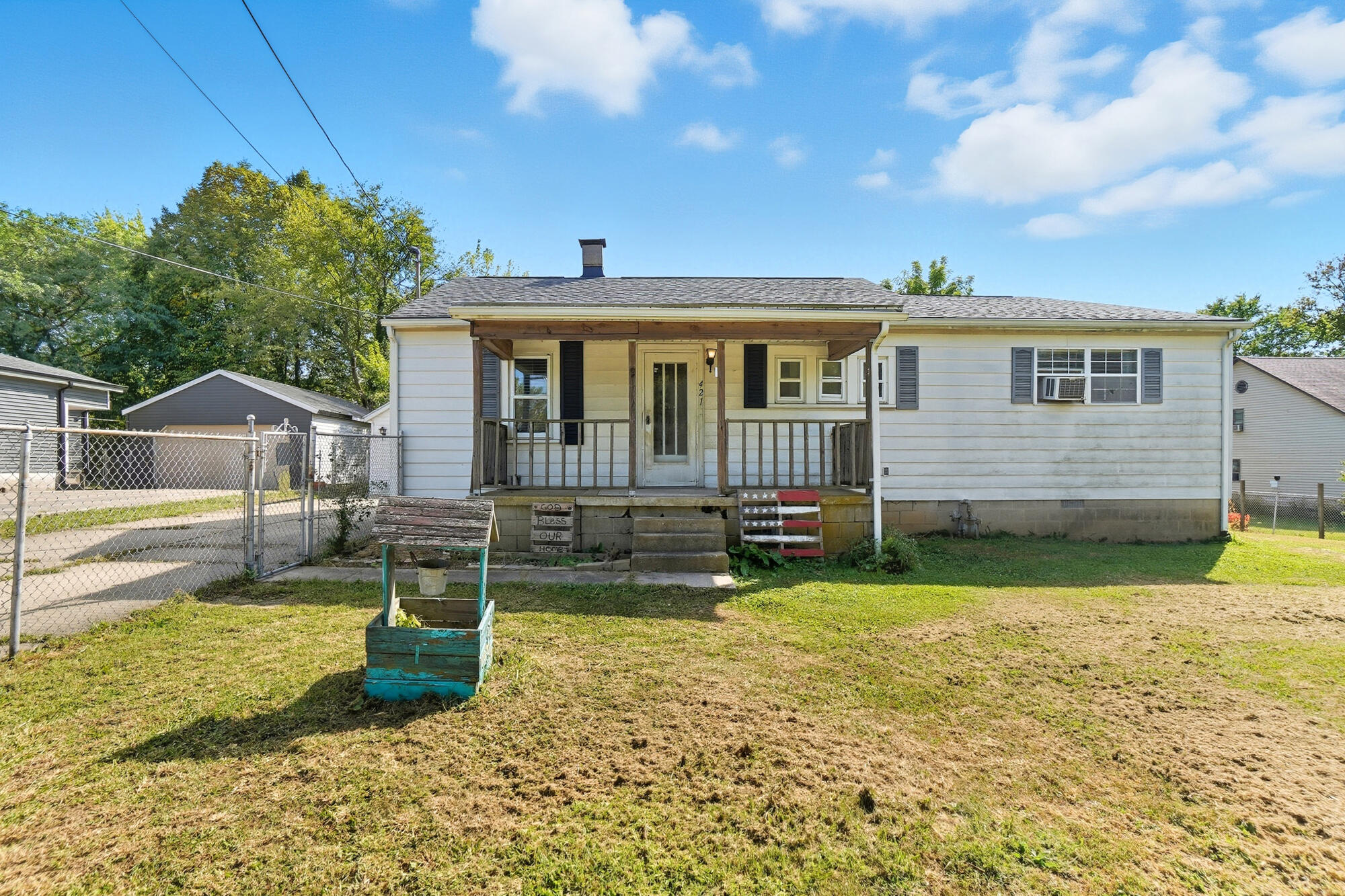 421 Lyle Avenue, Springfield, Ohio 45505