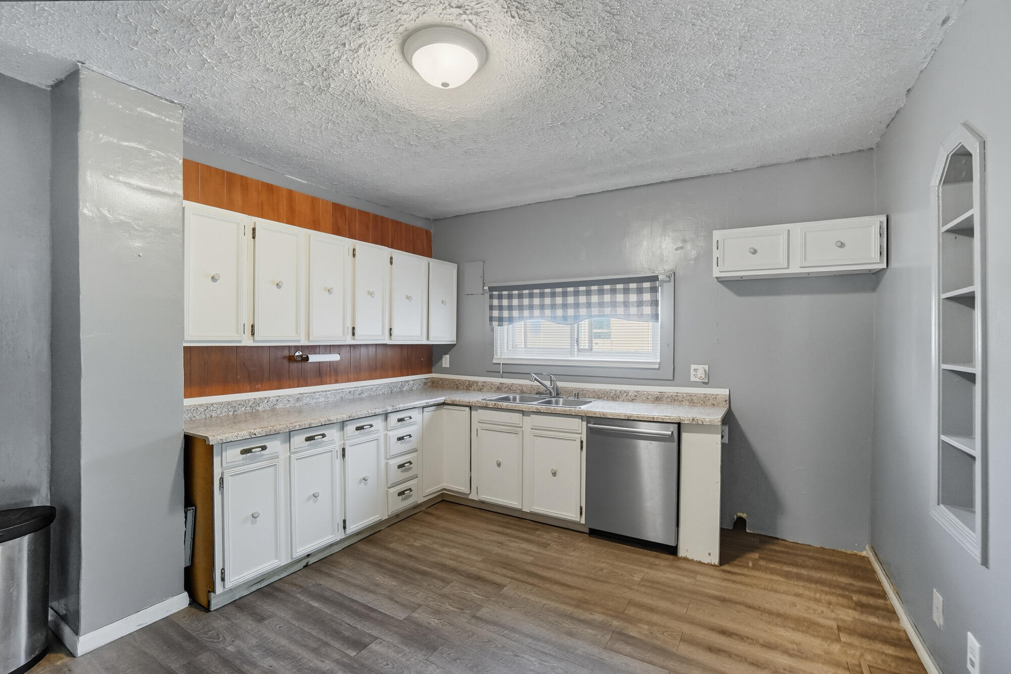 421 Lyle Avenue, Springfield, Ohio 45505