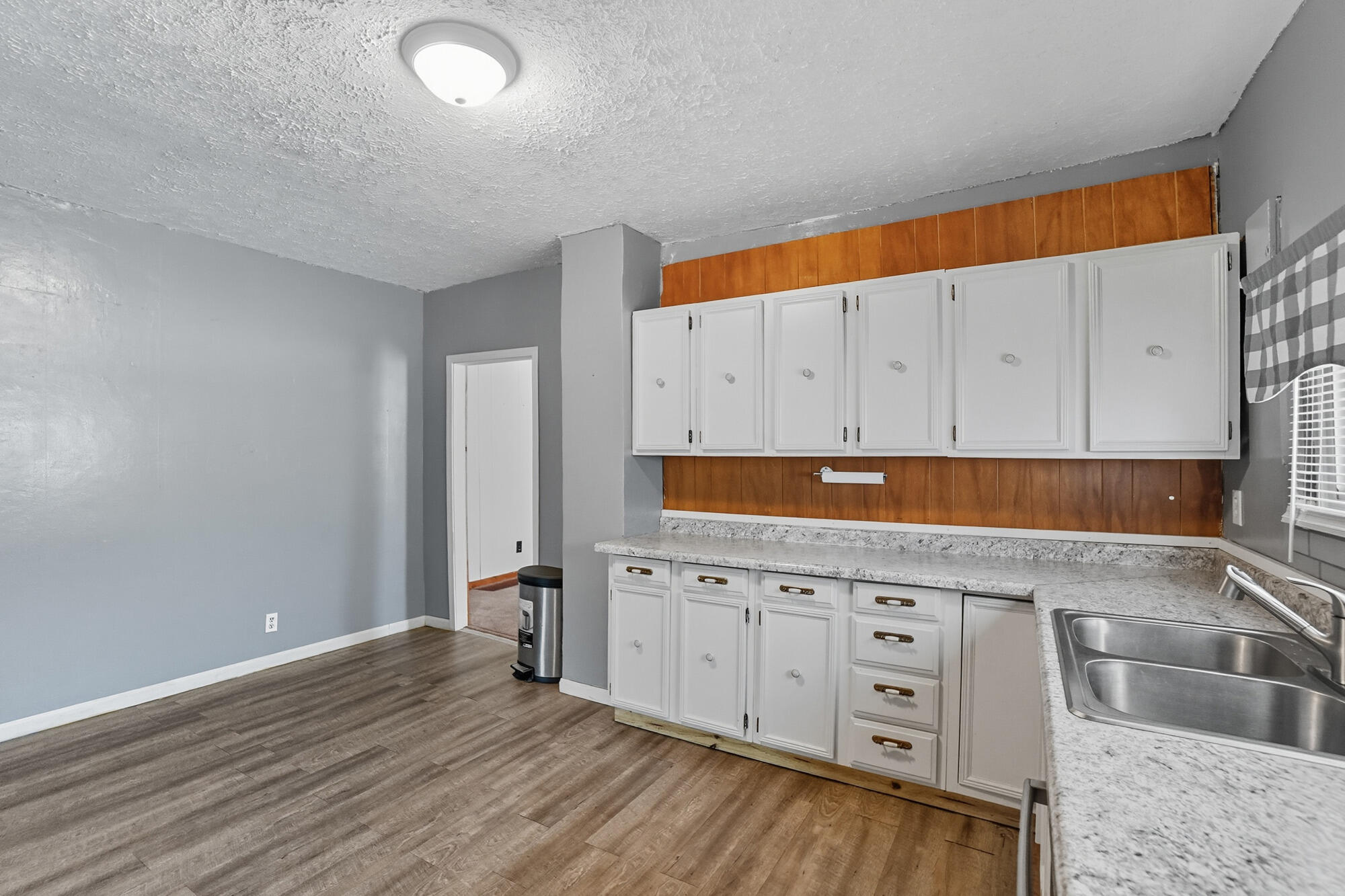421 Lyle Avenue, Springfield, Ohio 45505