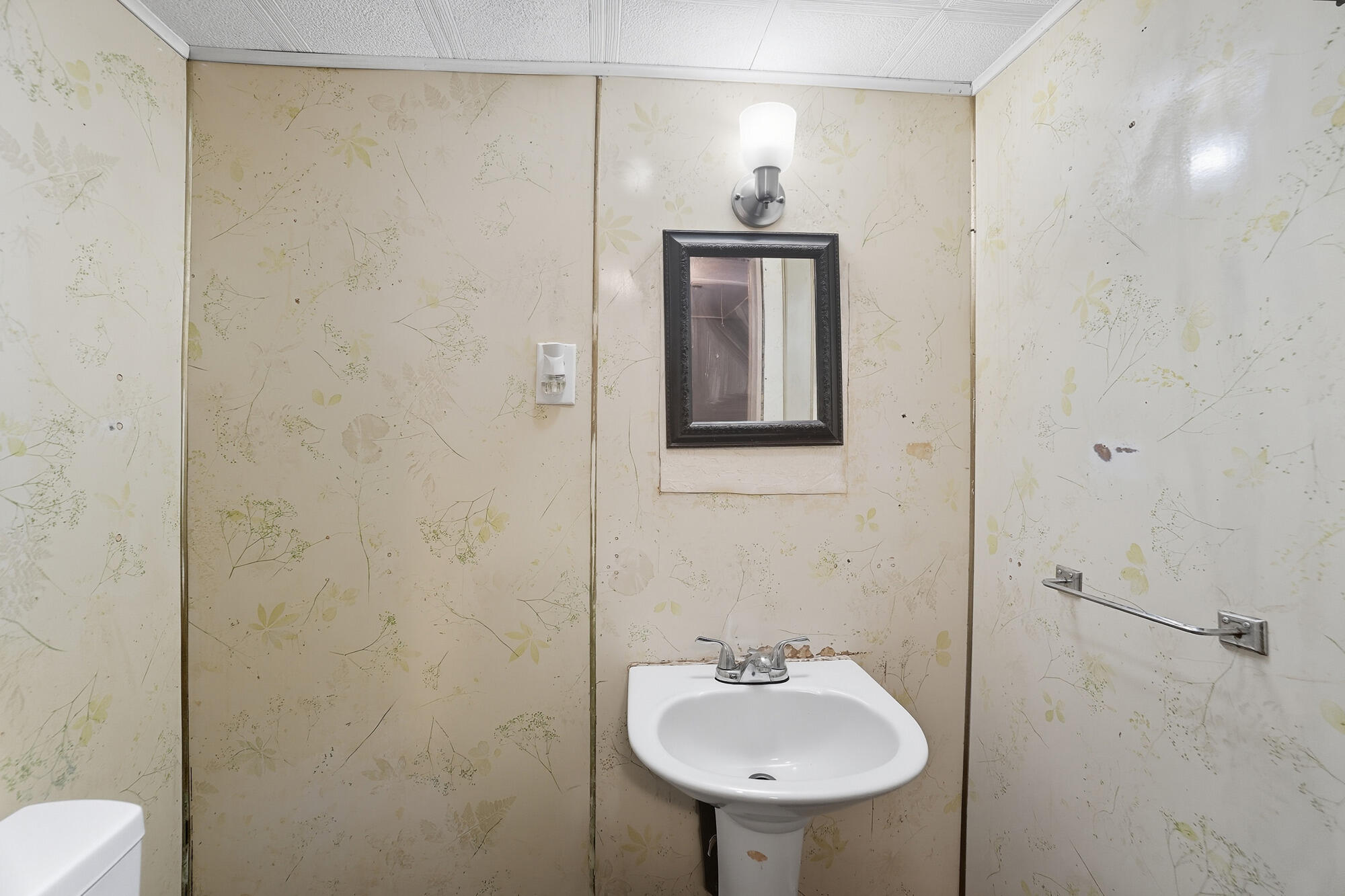 421 Lyle Avenue, Springfield, Ohio 45505