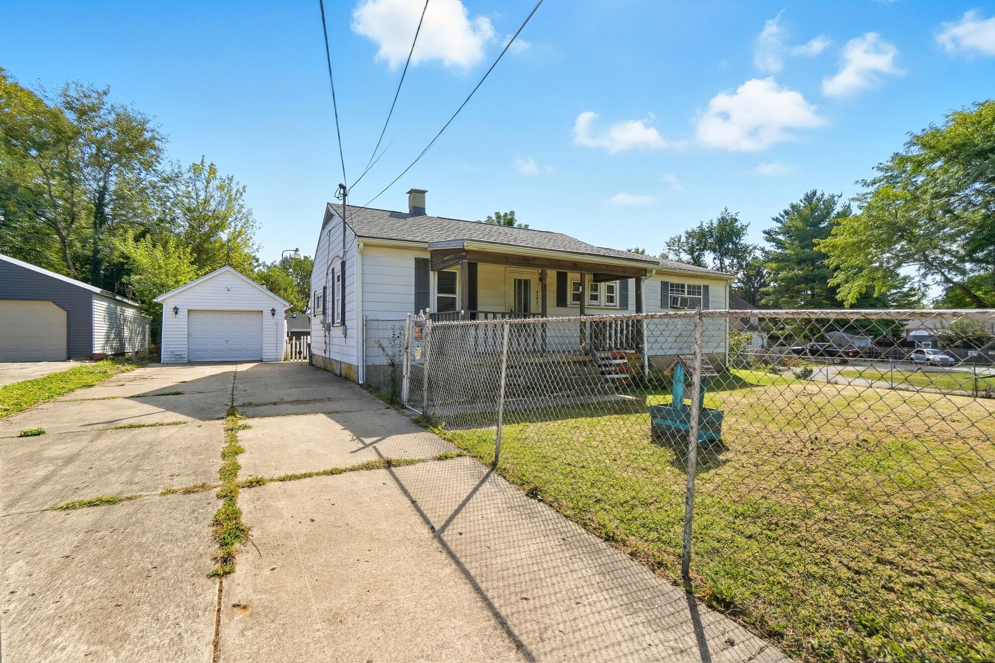 421 Lyle Avenue, Springfield, Ohio 45505