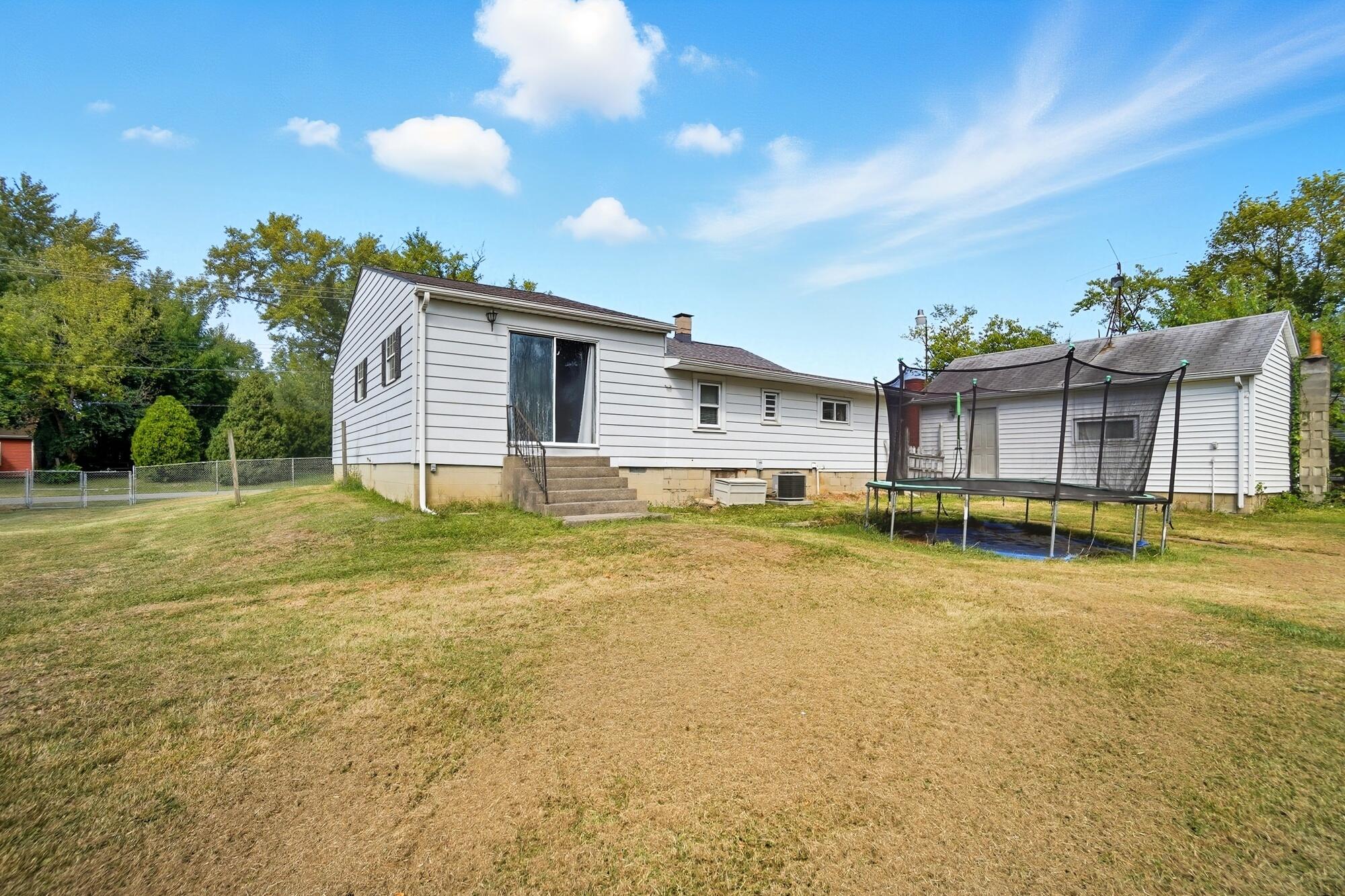 421 Lyle Avenue, Springfield, Ohio 45505