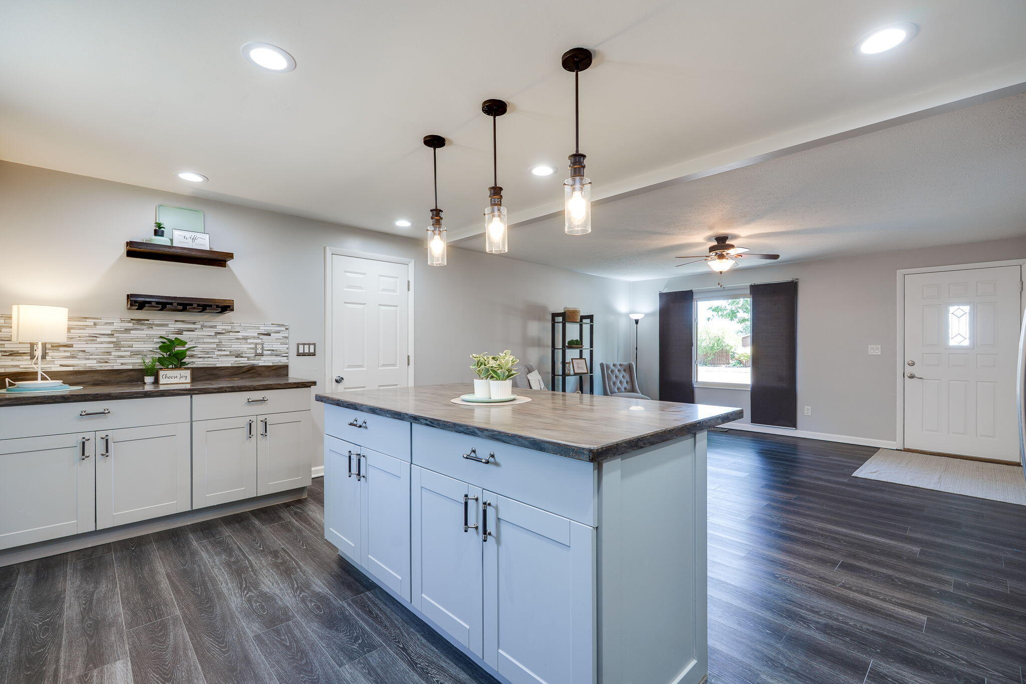 527 Bellaire Drive, Tipp City, Ohio 45371
