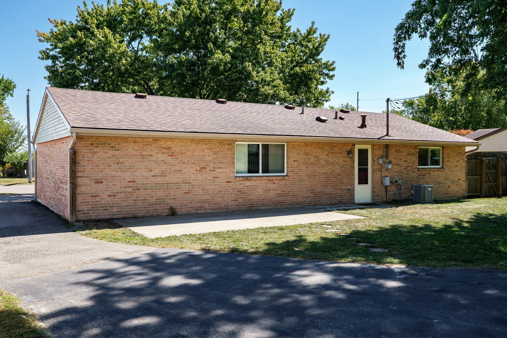 527 Bellaire Drive, Tipp City, Ohio 45371