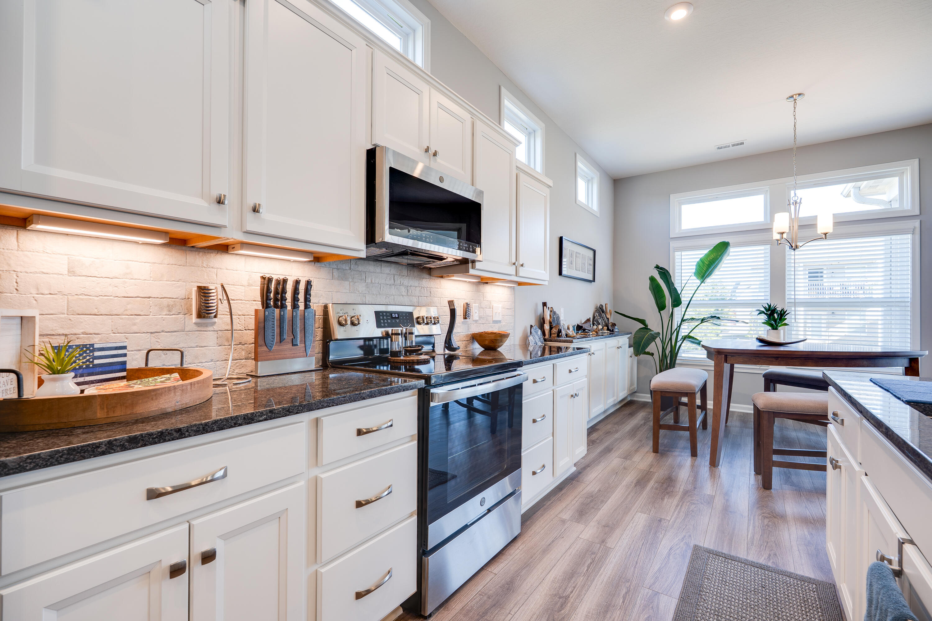16 Pebble Brook Place, Springboro, Ohio 45066