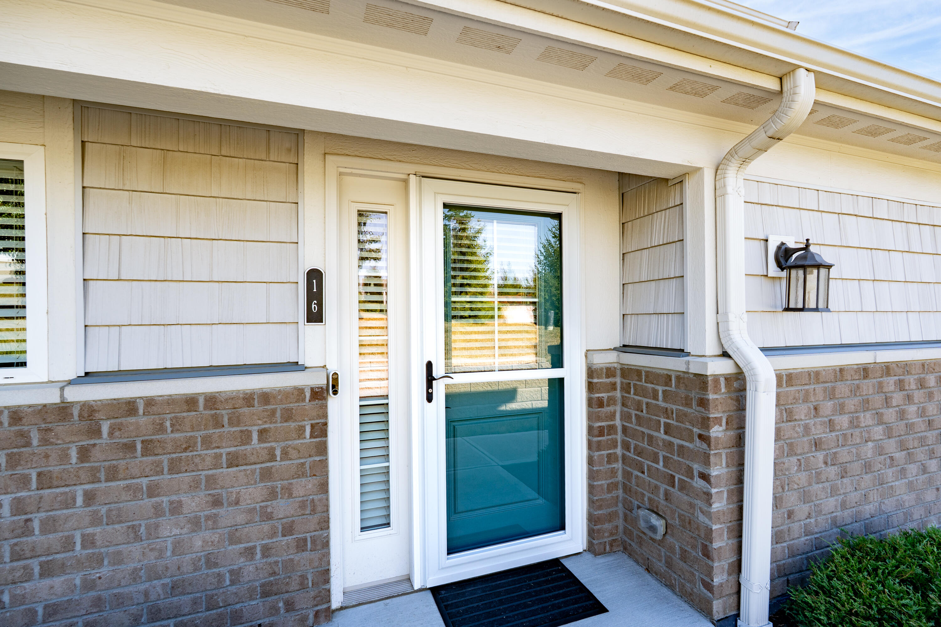 16 Pebble Brook Place, Springboro, Ohio 45066