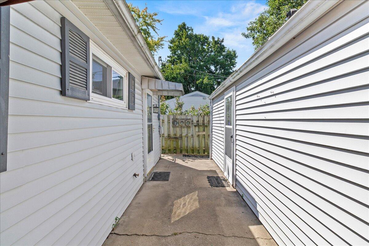 112 Troy Street, Bellefontaine, Ohio 43311