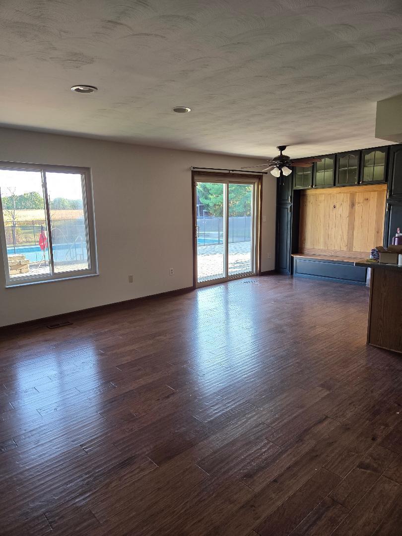 7524 Milton Carlisle Road, Springfield, Ohio 45504