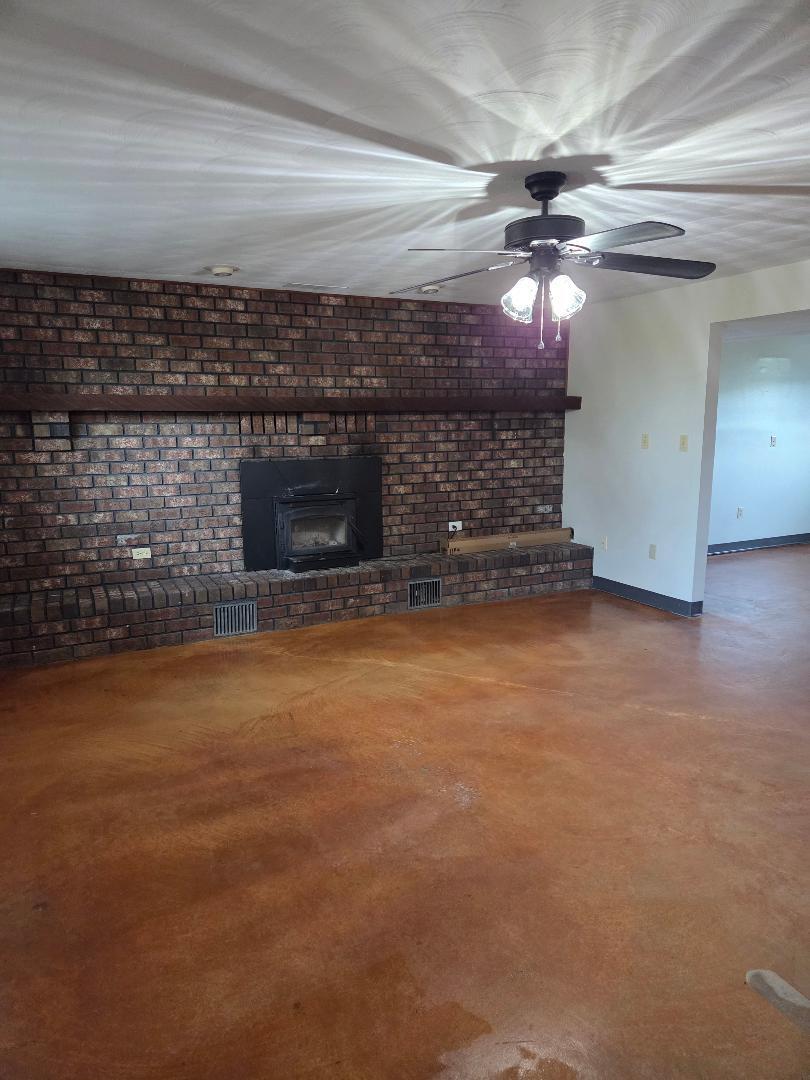 7524 Milton Carlisle Road, Springfield, Ohio 45504