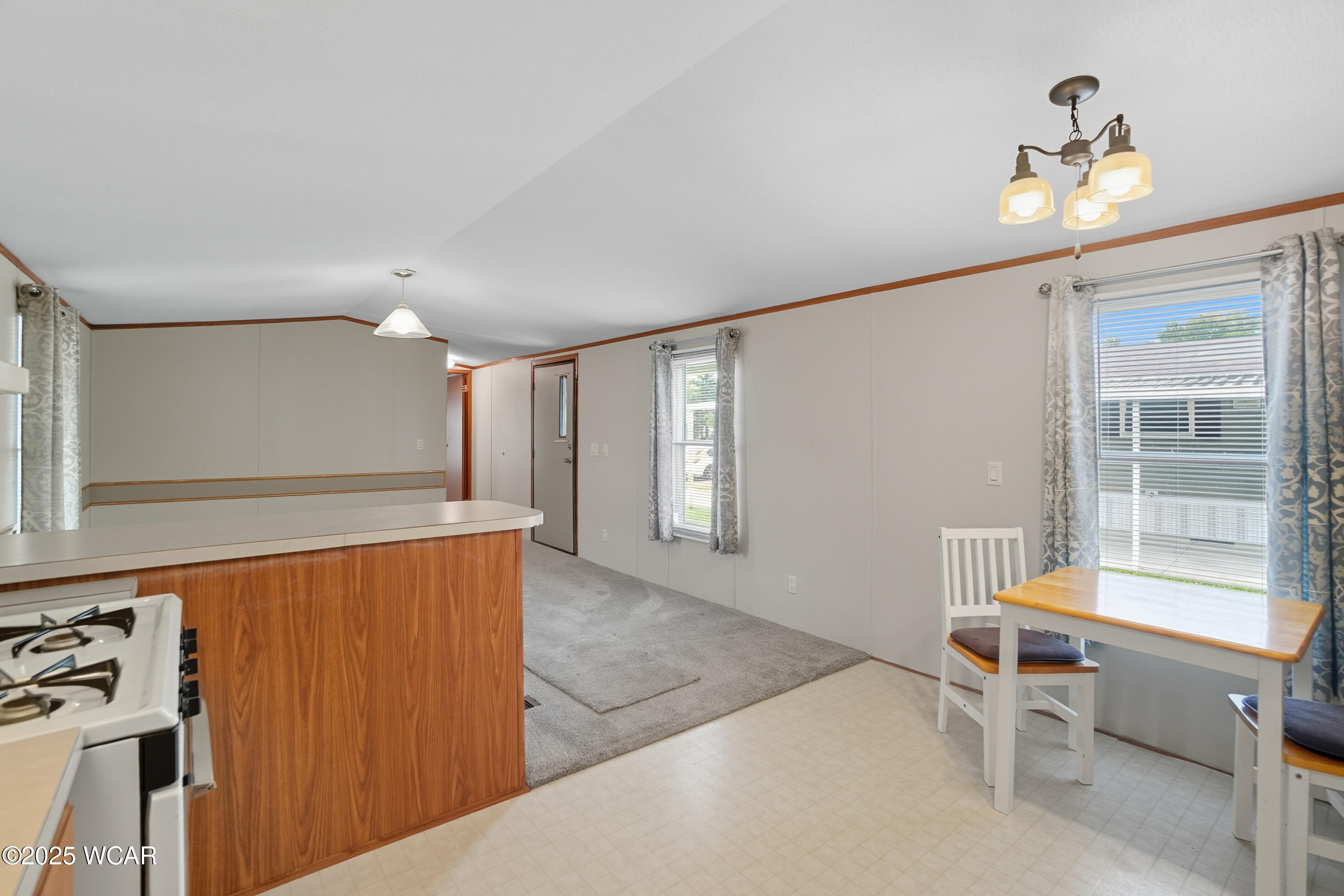 304 Pinewood Circle, Lima, Ohio