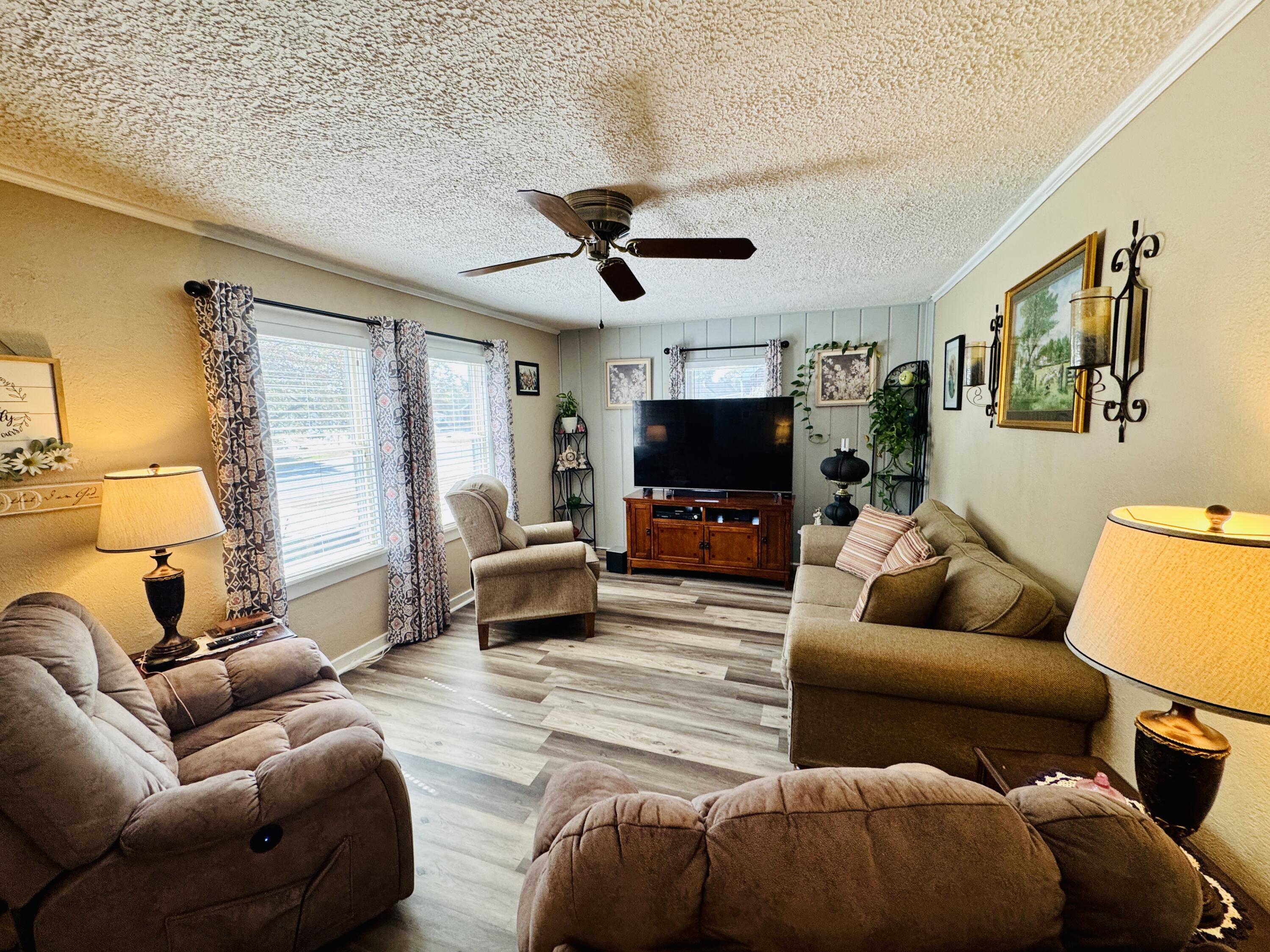 230 Floral Avenue, Troy, Ohio 45373