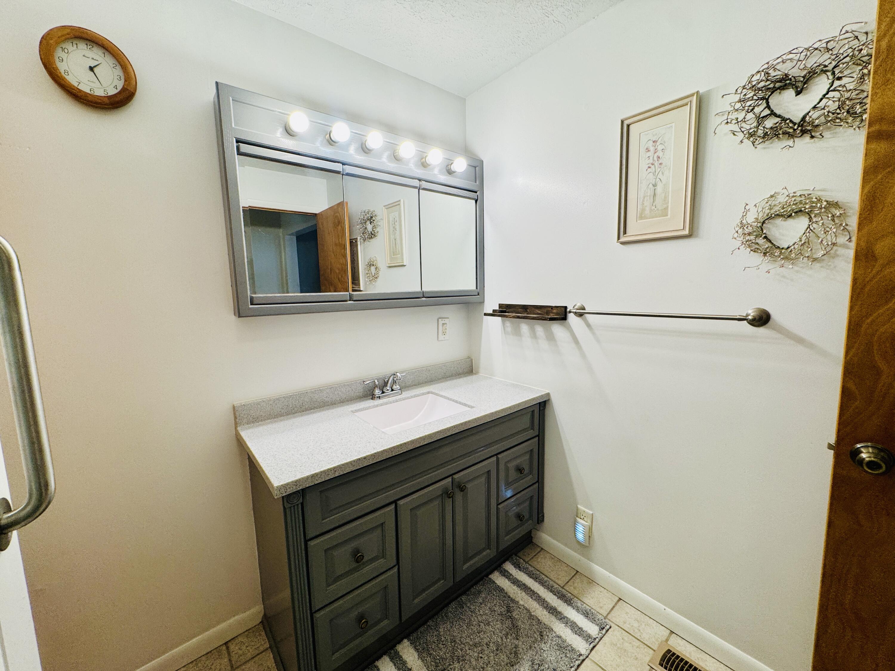 230 Floral Avenue, Troy, Ohio 45373