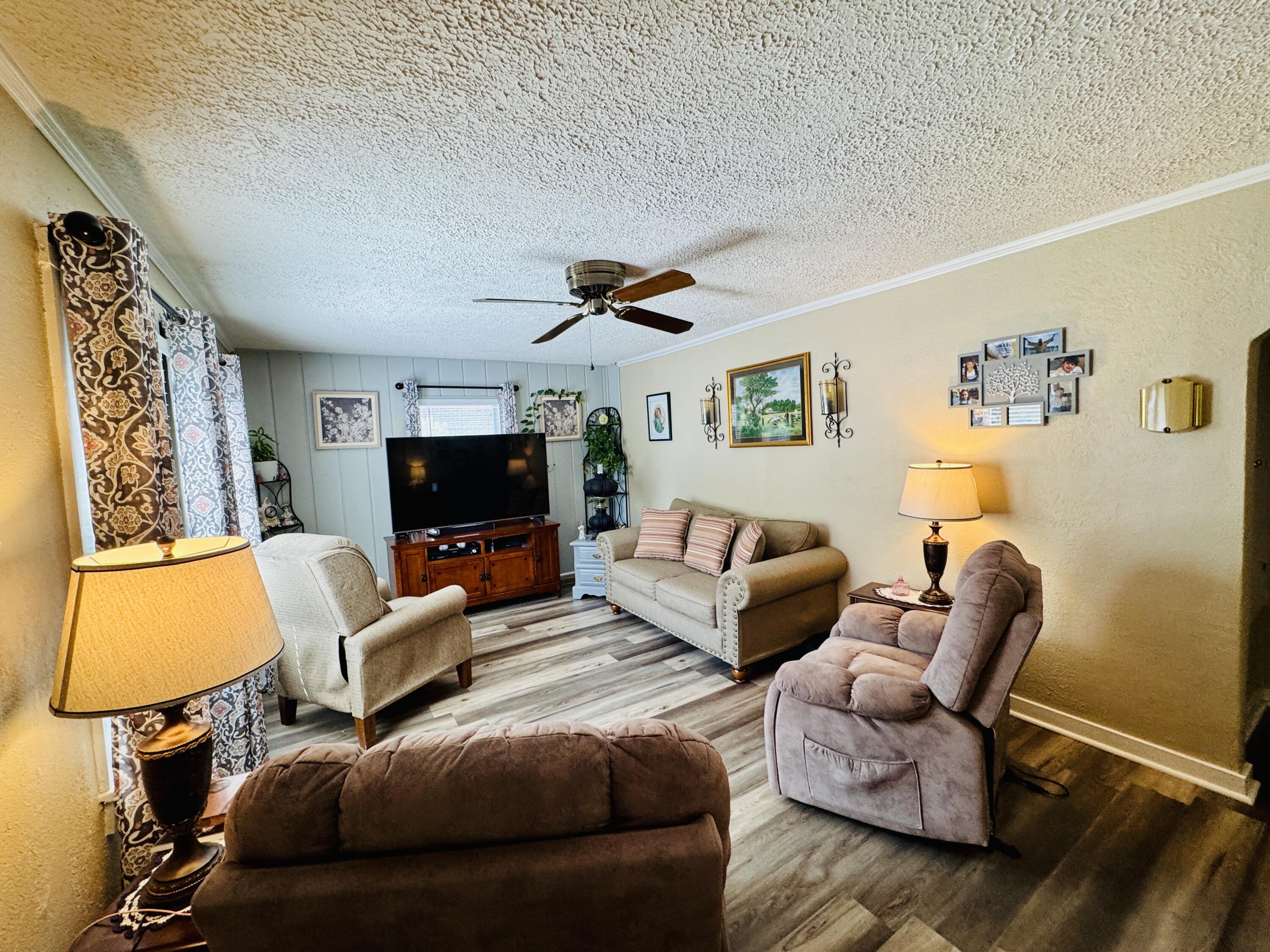 230 Floral Avenue, Troy, Ohio 45373