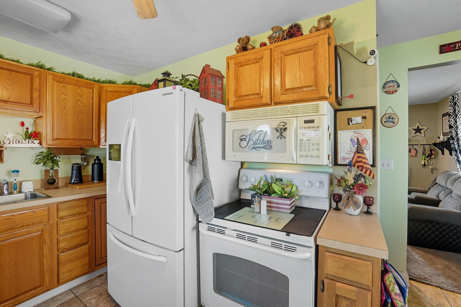 1716 Sweetbriar Lane, Springfield, Ohio 45505
