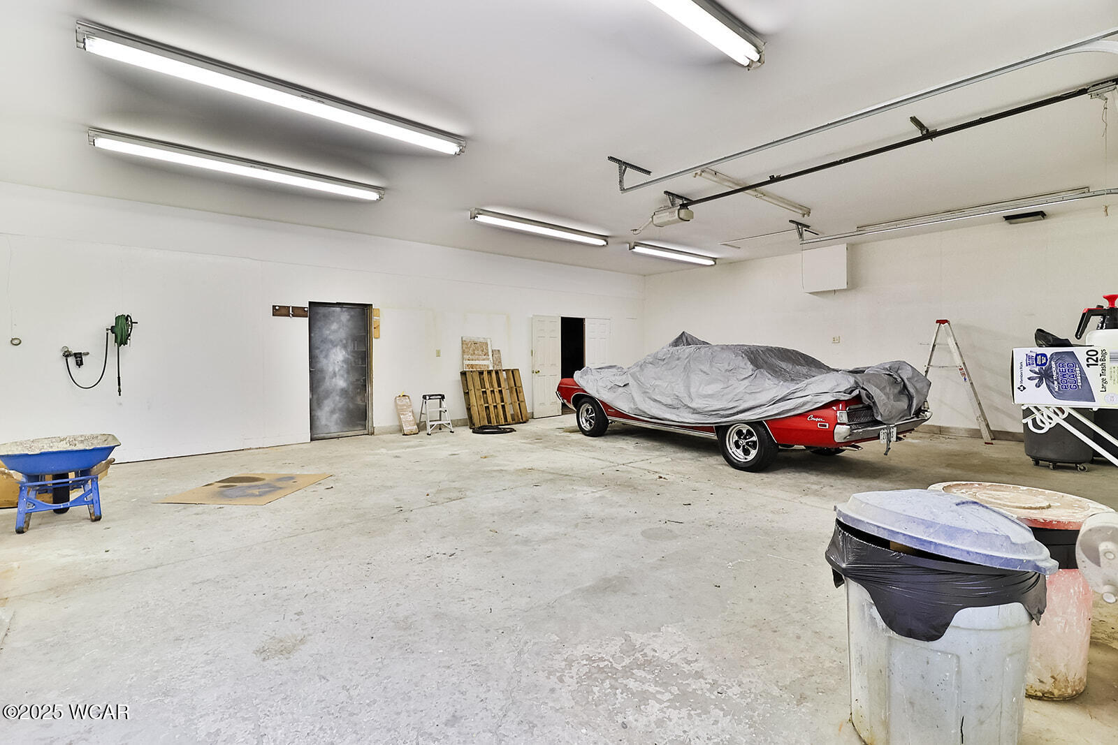 21015 Fairmount Road, Wapakoneta, Ohio