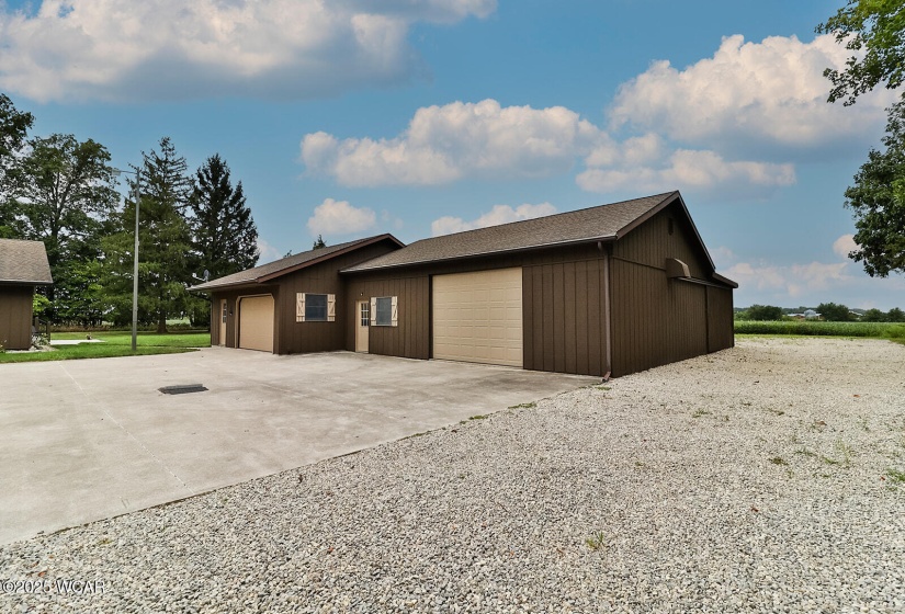 21015 Fairmount Road, Wapakoneta, Ohio, 3 Bedrooms Bedrooms, ,1 BathroomBathrooms,Residential,For Sale,Fairmount,308125