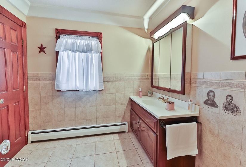 21015 Fairmount Road, Wapakoneta, Ohio, 3 Bedrooms Bedrooms, ,1 BathroomBathrooms,Residential,For Sale,Fairmount,308125