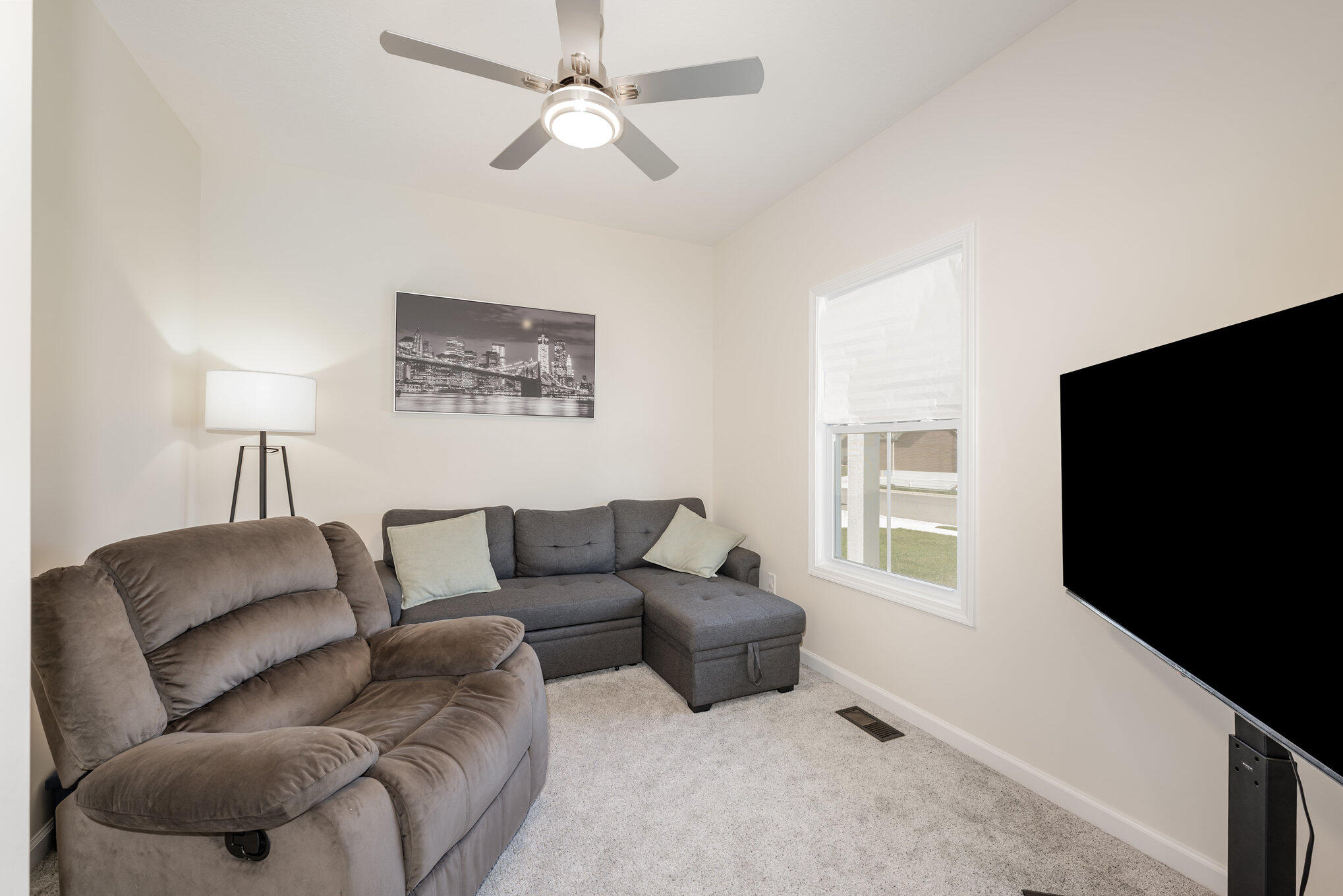 225 Fox Harbor Drive, Troy, Ohio 45373
