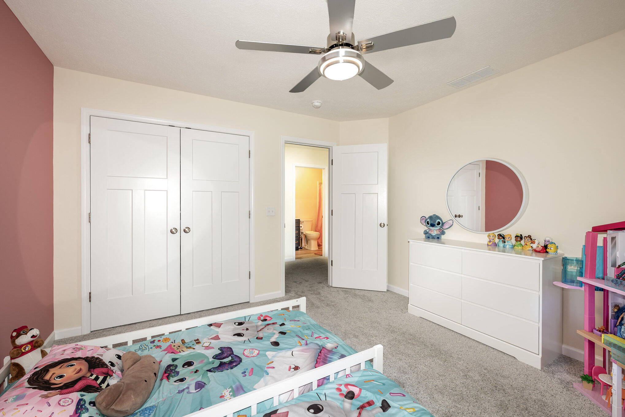 225 Fox Harbor Drive, Troy, Ohio 45373