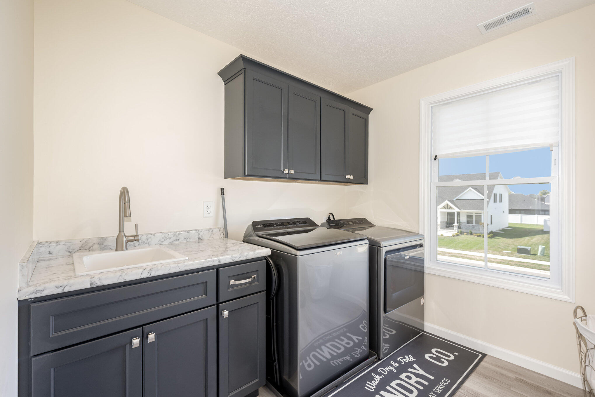 225 Fox Harbor Drive, Troy, Ohio 45373