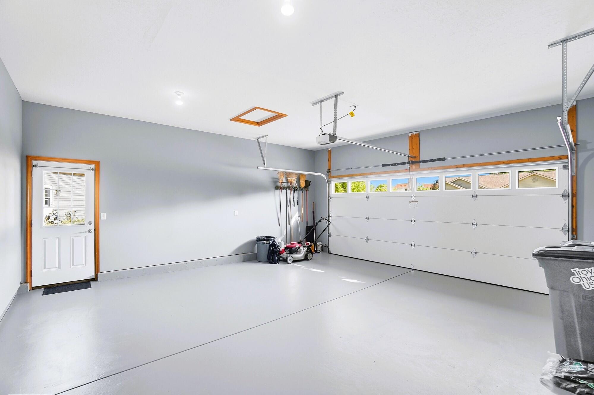 1350 Winchester Drive, Troy, Ohio 45373