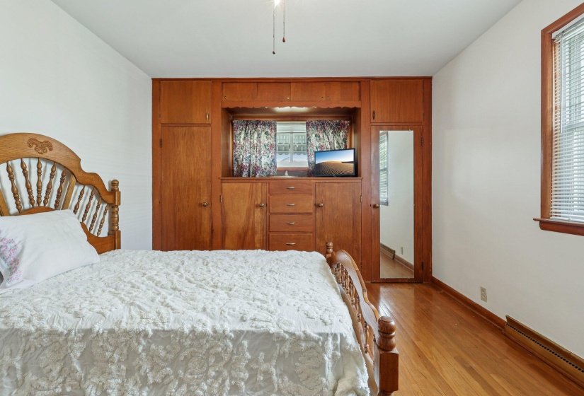 25-web-or-mls-Harrison Ave-S1109-025