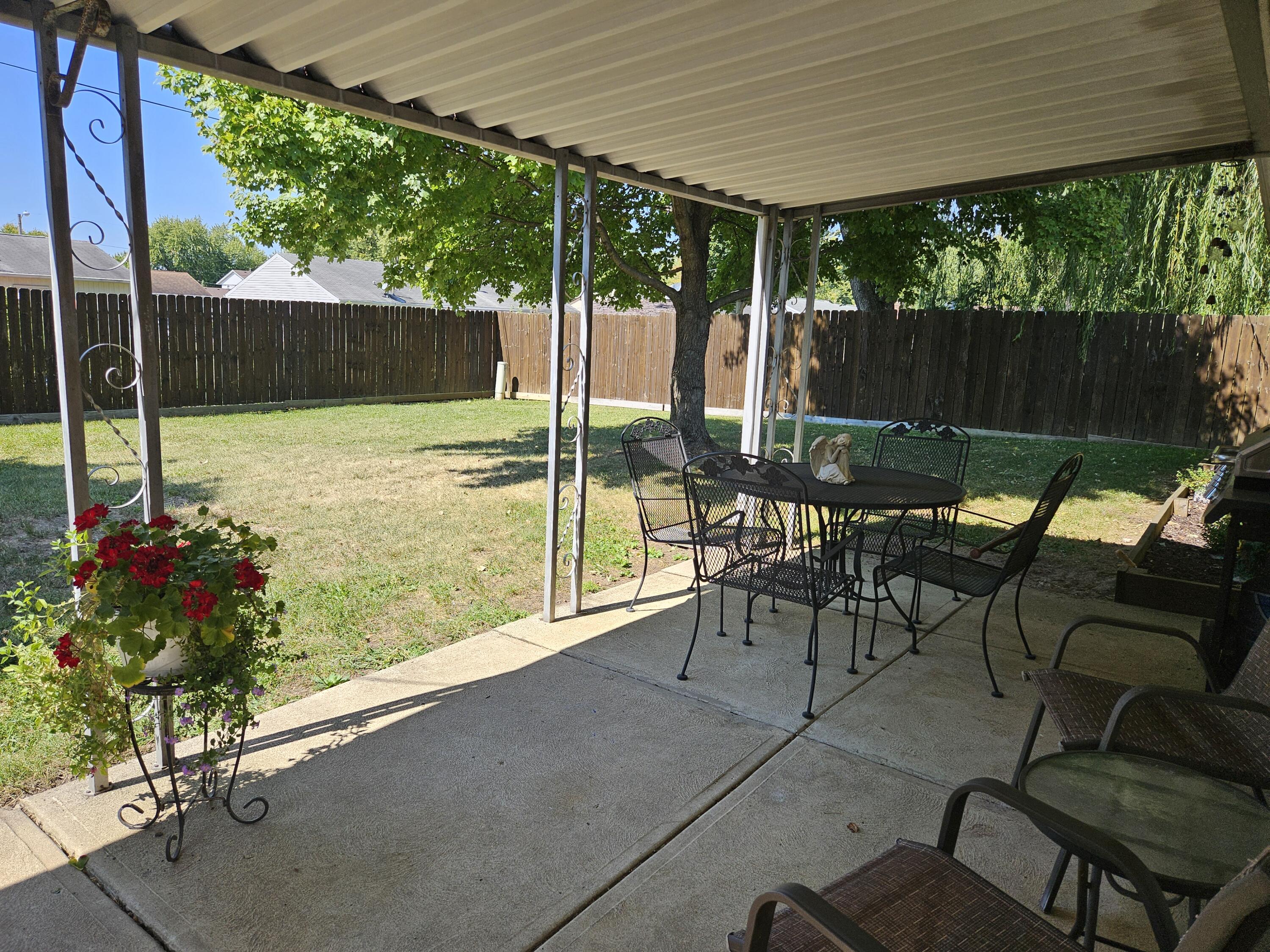 3229 Bristol Drive, Springfield, Ohio 45503