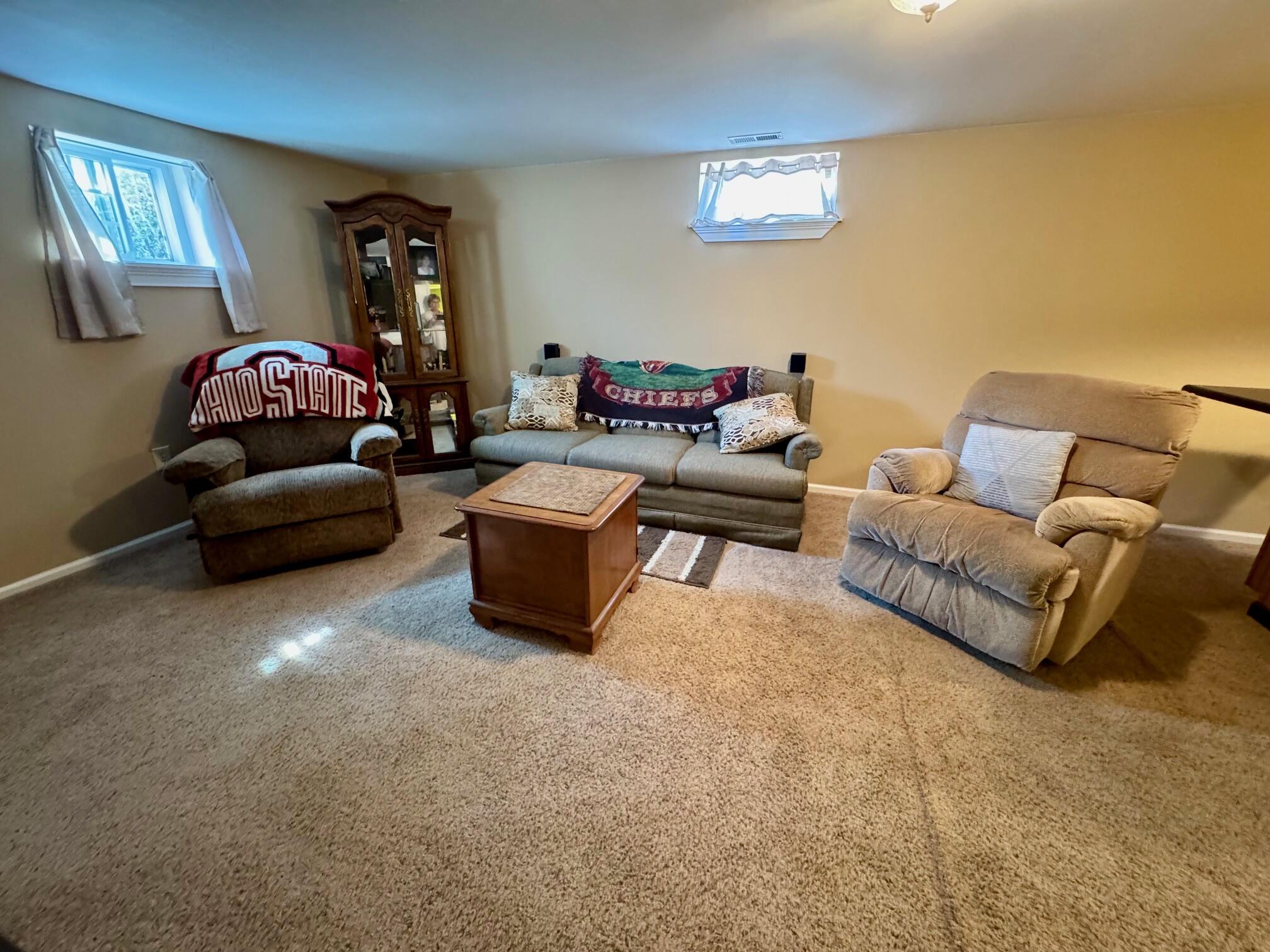 4133 Willowbrook Drive, Springfield, Ohio 45503