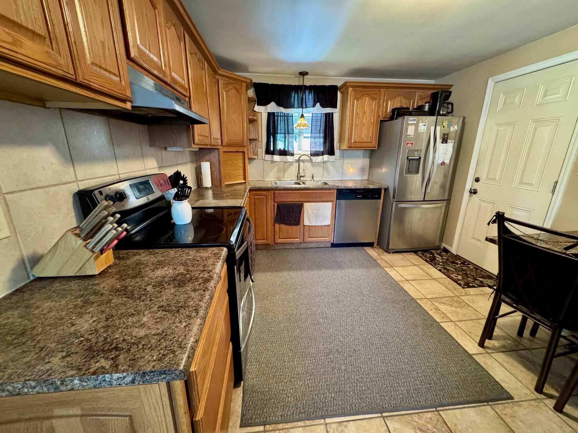 4133 Willowbrook Drive, Springfield, Ohio 45503